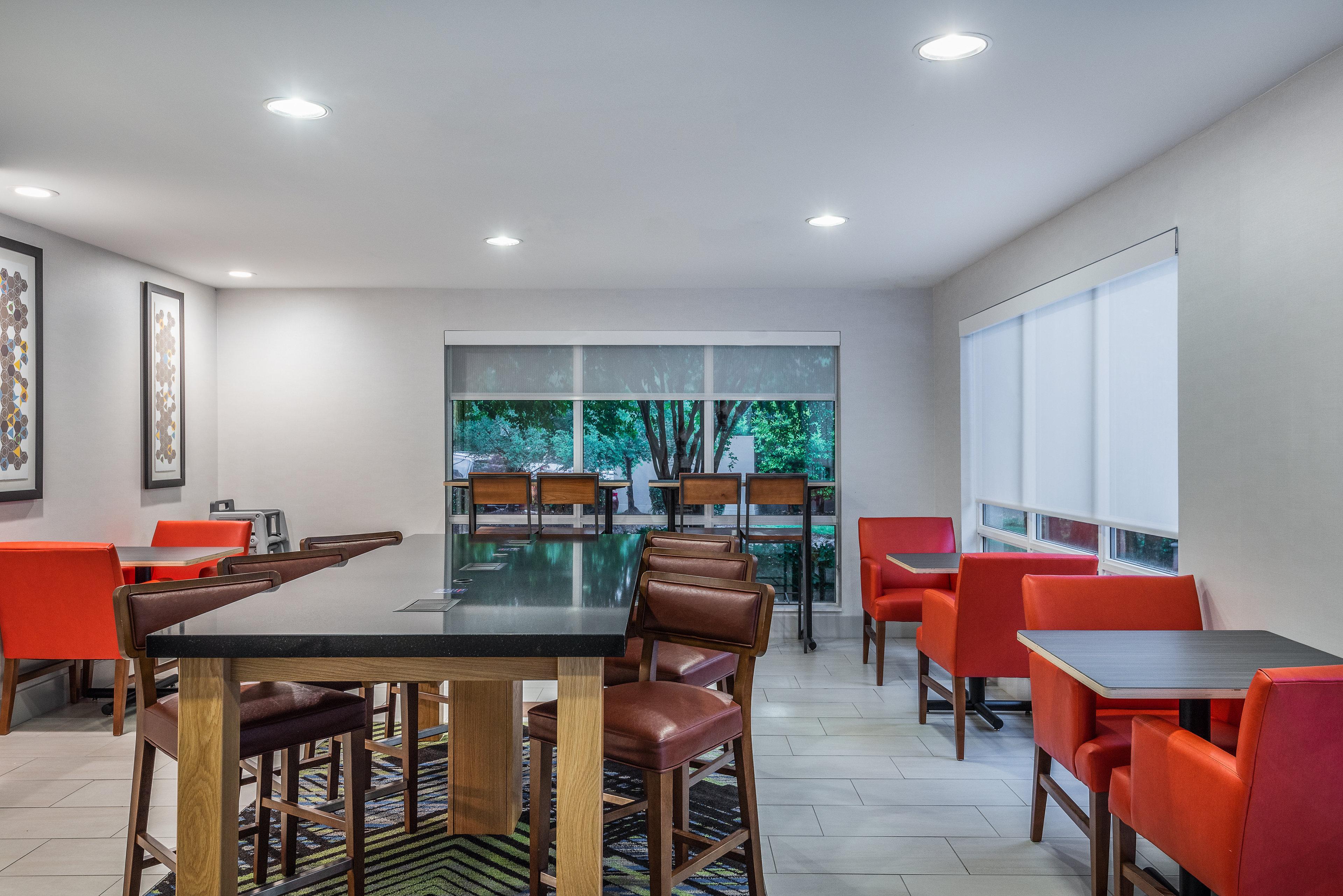 Holiday Inn Express Chapel Hill By Ihg Exterior photo