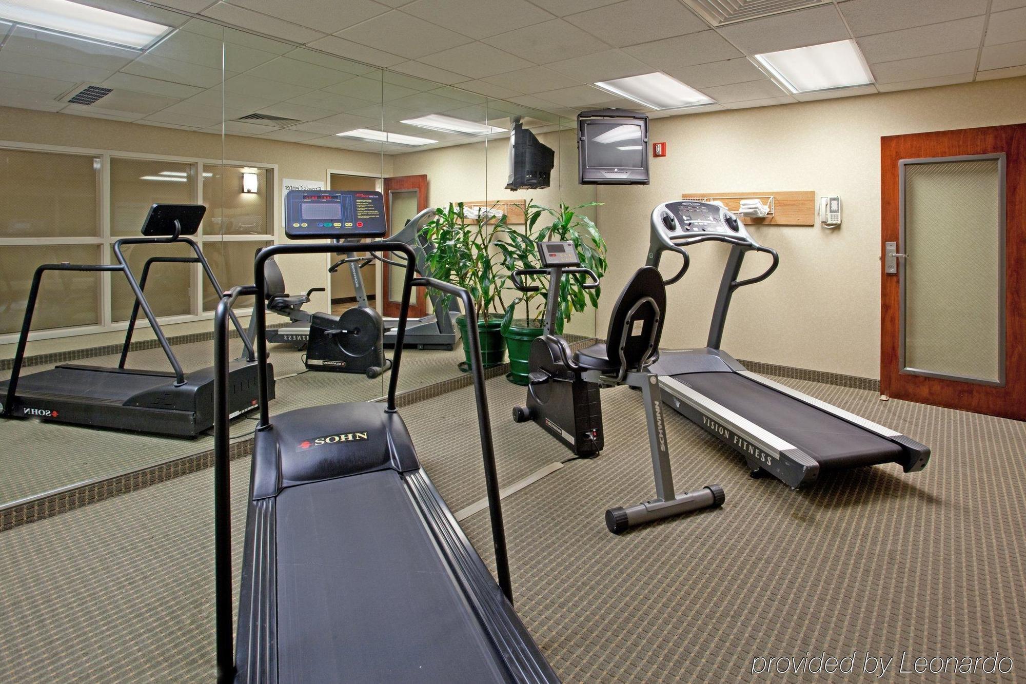 Holiday Inn Express Chapel Hill By Ihg Facilities photo